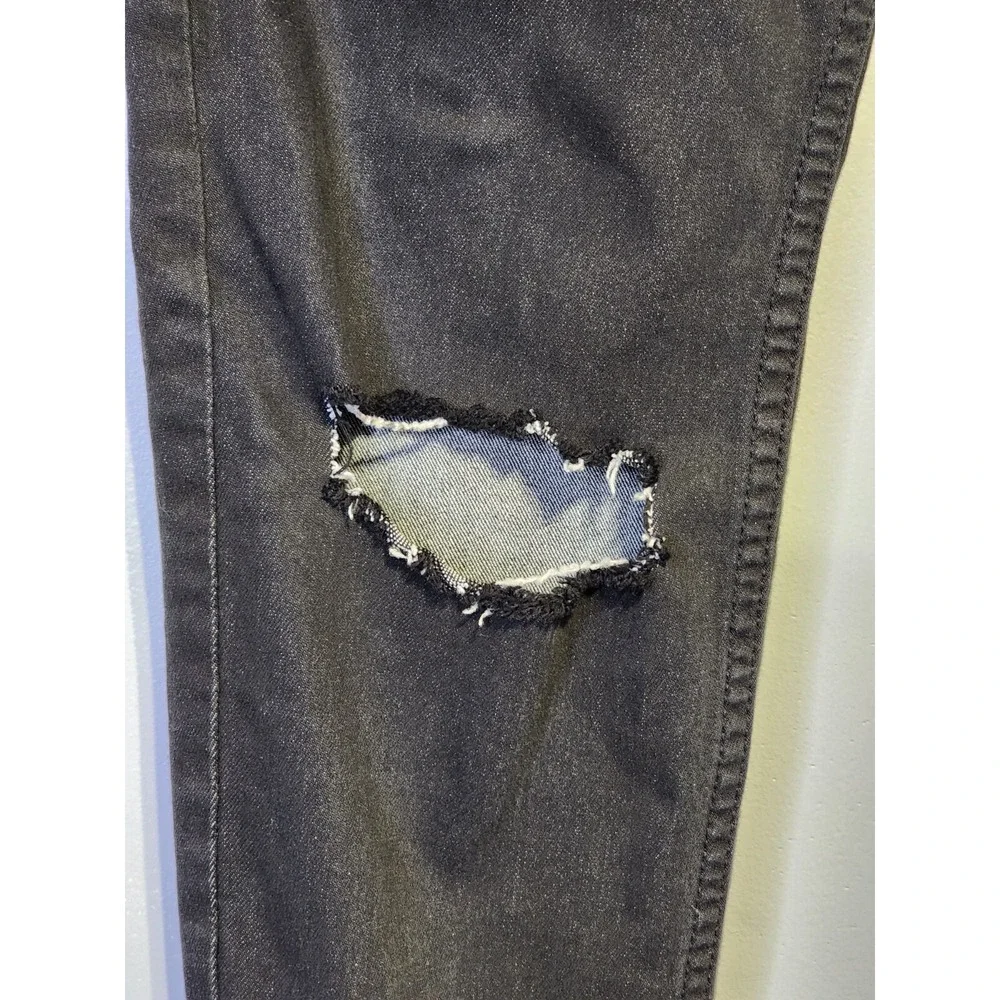 Free People Distressed Jeans Women's Size 27 Black Skinny‎ Low Rise Pockets